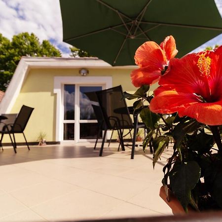 Bella Villa Siófok Exteriör bild